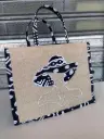 Sac Cabas Artisanal Motif Féminin en Toile Beige